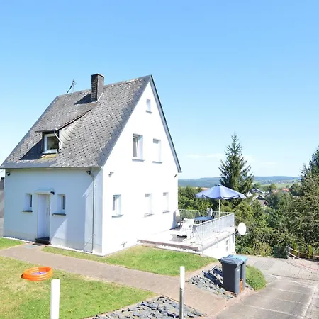 Holiday home Hochwald Familienhaus, Cleaning Included Rascheid