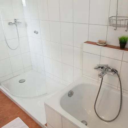 Hochwald Familienhaus, Cleaning Included Rascheid
