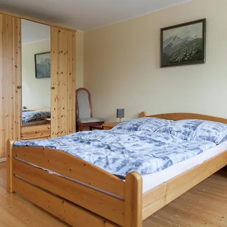 Holiday home Hochwald Familienhaus, Cleaning Included Rascheid
